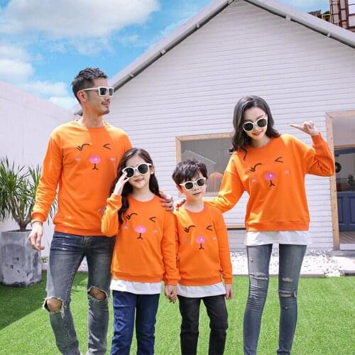 Mother/Father/Kid Matching Sweatshirts Orange Pullover Tops Cartoon Amily Matching Clothing Dad and Daughter Matching Clothes