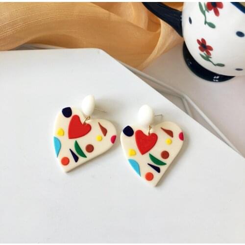 NEW Asymmetric Temperament Women Love Shape Earring Daily Wear A Peach Heart Earrings Jewelry Accessories