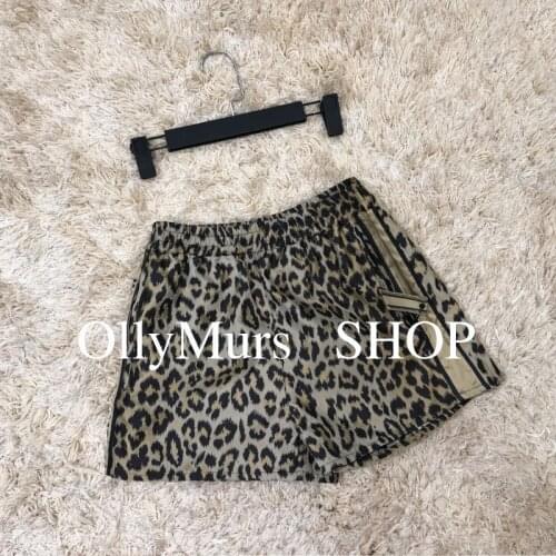 Leopard print jacquard technical fabric shorts Stretch elastic waist slimming pants side letter webbing zipper casual pants
