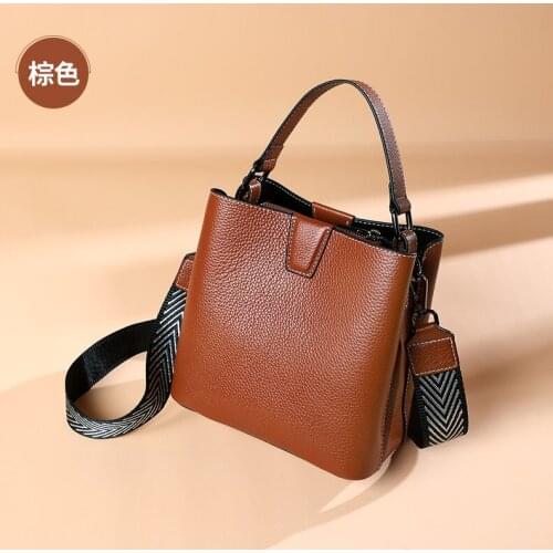 2021 Women Fashion Travel Work Large Capacity One-Shoulder Bag Ladies Soft Leather Big Bucket Bag