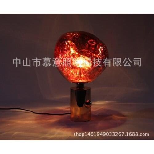 Nordic modern minimalist table lamps for living room white glass ball table light iron tripod milky round ball desk lamp Reading