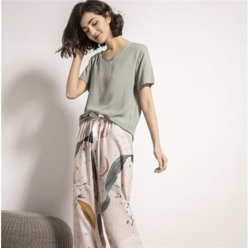 Summer New Female V-neck Leaves Printed Pajamas Set Ladies Comfort Simple Style Sleepwear Loose Soft Casual Wear Homewear