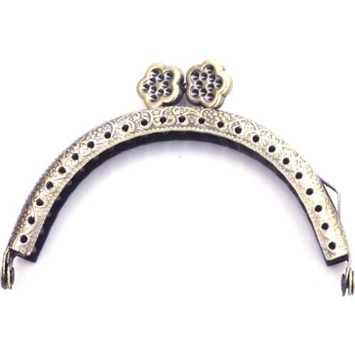 Bronze Tone Arch Purse Metal Frame DIY Oblate Flower Pattern Engraved Kiss Clasp with Sewing Holes Luggage&Bag Accessories 8.5cm