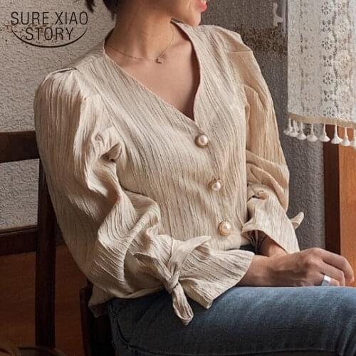 2020 Autumn Korean Retro Elegance Casual Loose Sweet Solid Pearls Vintage All Match Chic Fresh High Quality Women Shirts 9970