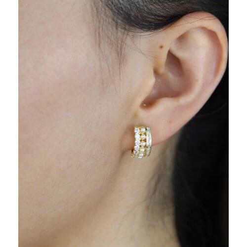 2021 New Arrived Fashion Earrings For Women Micro Pave Triple Row Cubic Zirconia 5A CZ Pearl Huggie Hoops