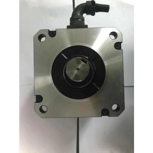 MDME402GCG , servo motor , used in good condition . 80% appearance new , good working , free shipping