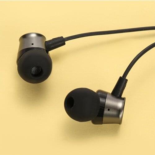 Original 3.5mm In-Ear Earphone Wired Bass Sport Headset Earbuds With Microphone For Motorola Moto P30 P50 Z3 Z2 Play G7 G6 Plus