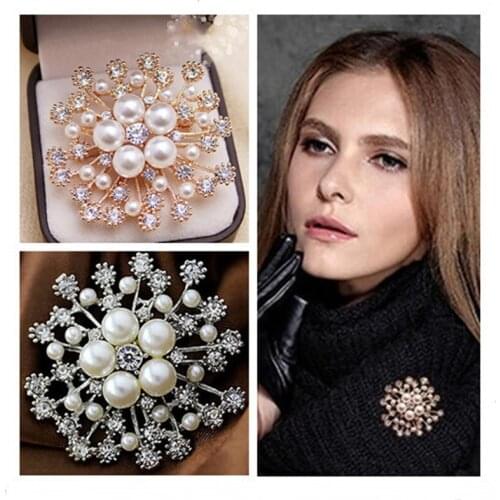 New Shining Crystal Snowflake Double Chain Tassels Brooch Womens Alloy Rhinestones Scarf Buckle Collar Pins Brooch Clip Badge