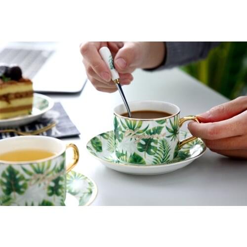 YeFine High Quality Bone Porcelain Coffee Cups Vintage Ceramic Cups On-glazed Advanced Tea Cups And Saucers Sets Luxury Gifts