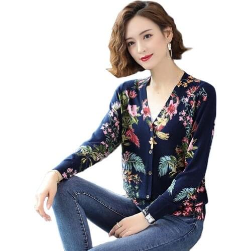 2021 New Womens Wool Sweater Middle-aged Elderly Mother Sweater Cardigan Jacket Women Spring Autumn printing Thin Sweater Tops