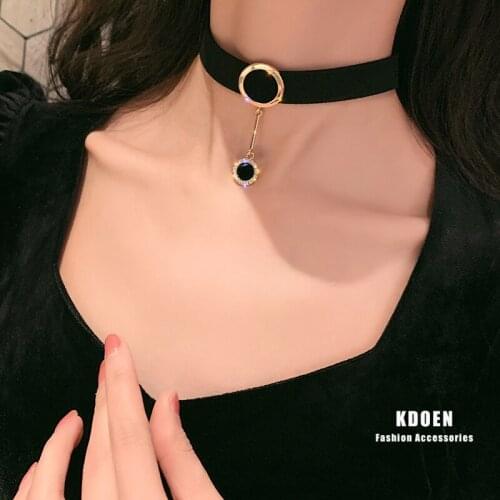 European and American exaggerated black flannel short womens necklace sexy neck jewelry Halloween party collar chain neck chain