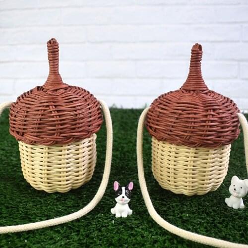Mini Handwoven Rattan Basket Storage Bucket Bag Knitted Handbag Crossbody Rattan Bag for Kids Girl Women Beach Photo Props