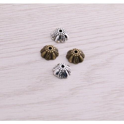 SWEET BELL 100pcs 4*10*10mm Two Color Receptacle Hollow Small Flower DIY Spaced Jewelry Accessories Charms For Jewelry Making