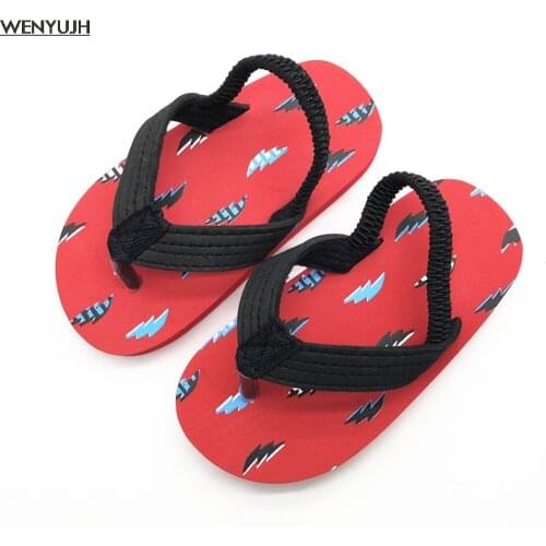 1pair Toddler Light Soft Slip Slippers Lovely Cartoon Tightness Beach Shoes for Kids Boys Girls EVA Slippers and sandals