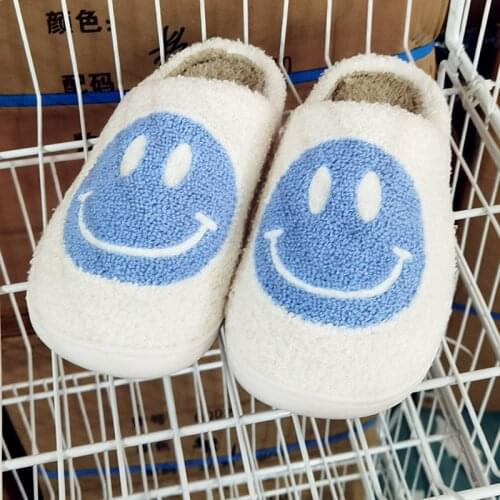 Comfy Smiley Face Cozy Plush Warm Slide on House Slipper with Memory Foam Home Slip-on Fur Slippers Cushioned Indoor Outdoor