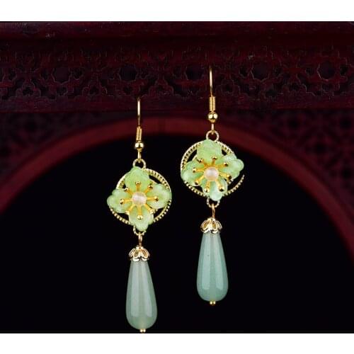 Retro Exquisite Crystal Petal Eardrop Dignified Elegant Water Drop Pendant Earrings Eardrop Color Retaining Copper Jewelry Gift