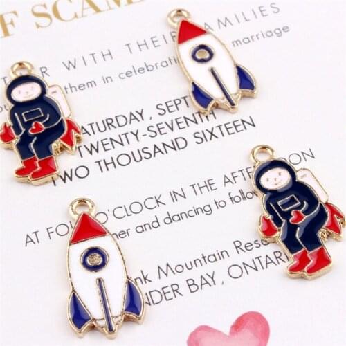 10pcs/pack Aviation Air Rocket Astronaut Shape Charms Enamel Alloy Floating Pendant fit Bracelet Necklace Jewelry Accessories