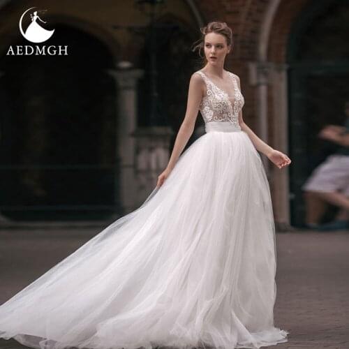 Aedmgh A-Line Wedding Dresses 2021 V- Neck Sleeveless Vestido De Novia Delicate Lace Appliques Backless Beach Robe De Mariee