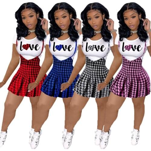 Sexy Letter Pinted "love" 2 Pieces Skirt Sets Women Short Sleeve T-shirt and Spaghetti Strap Mini Pleated Skirt Summer Clubwear