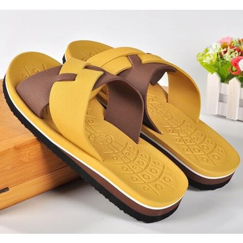 2021 Summer New All-match Non-slip Mens Slippers Outdoor Sandy Beach Slippers for Male Thick Bottom Fashion Chic Flip Flops Men