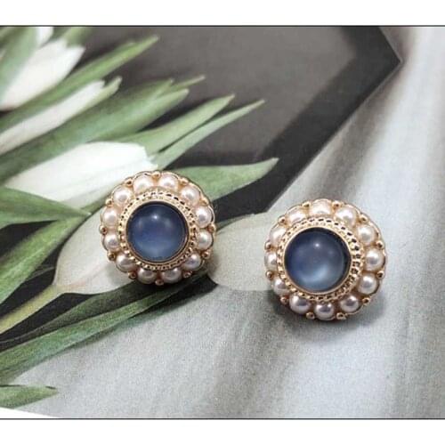 Vintage statement earrings 2019 Geometric pearl Clip on earrings For Women Hanging Without Pierced Earrings modern Jewelry