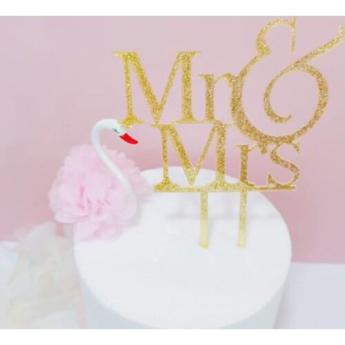 2021 New Mr&Mrs Wedding Cake Topper Acrylic Bride To Be Cupcake Topper for Wedding Bridal Shower Engaged Party Cake Decorations