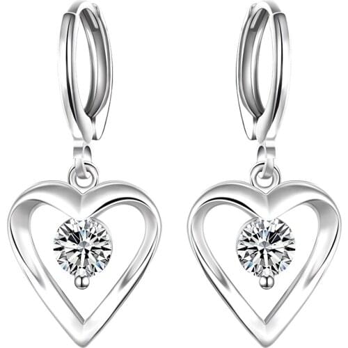 Free Shipping Fashion 925 Silver Earrings Europe and the United States Simple Wind Zircon Heart Silver Earrings