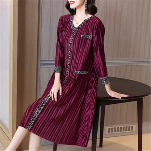 Miyake pleated womens dress 2021 design sense fashionable and comfortable mothers summer dress plus size fat MM loose dress