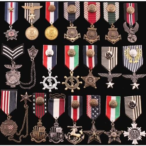 Apparel fashion brooch breastpin Order of Merit college army rank metal badges applique for clothing AM-2692