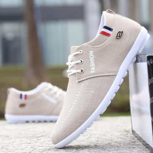 2020 Breathable solid color sliding man driving shoes spring and autumn new style breathable male