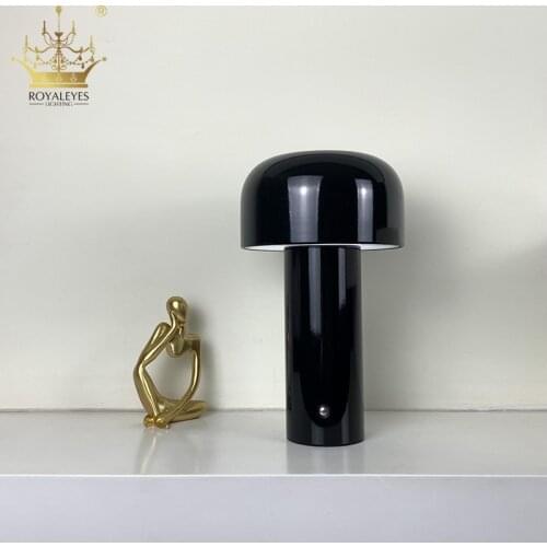 Modern Table Lamp Mushroom Metal Table Lights Art Design For Kid Room Minimalist Cute Portable Lighting Fixtures Bedside Lamp
