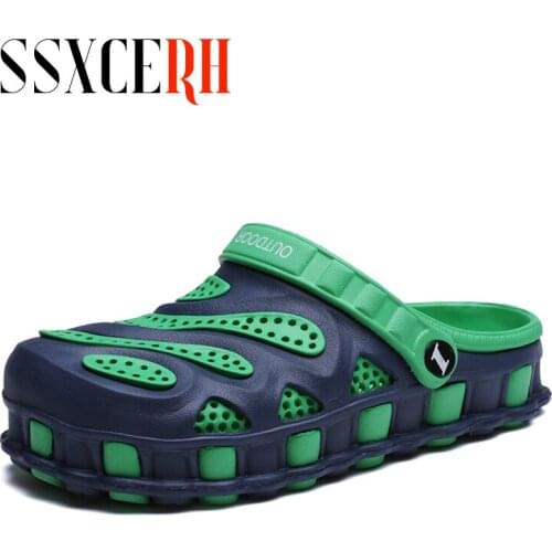 Summer Fashion Red Mens Rubber Clogs Mens Slippers Soft Comfortable Beach Garden Slippers Mens Designer Sandals Zapatos Hombre