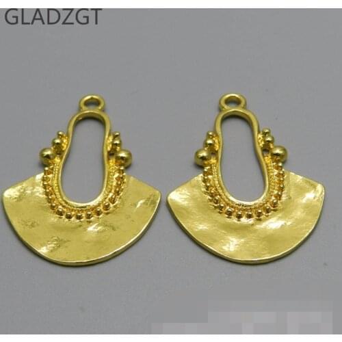 2018 New 5pcs/lot Fan necklace Metal Frame Pendant Gold Charm Bezel Setting Cabochon Setting UV Resin Charm B009