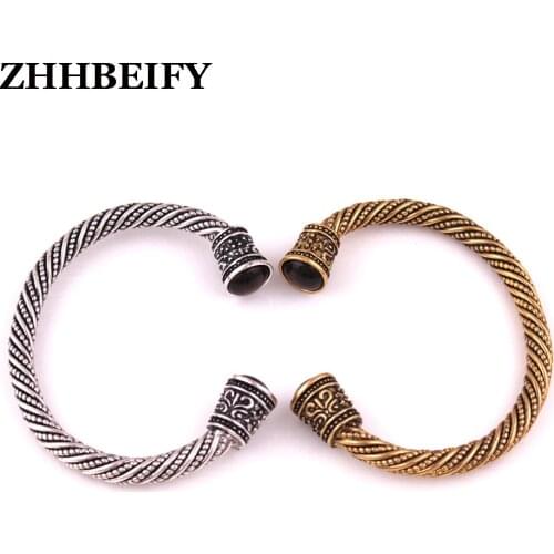 Viking Bracelet ALESIA Twisted Bracelet with Garnet Almandine Handmade Gem Pagan jewelry jewellery wire Women Men