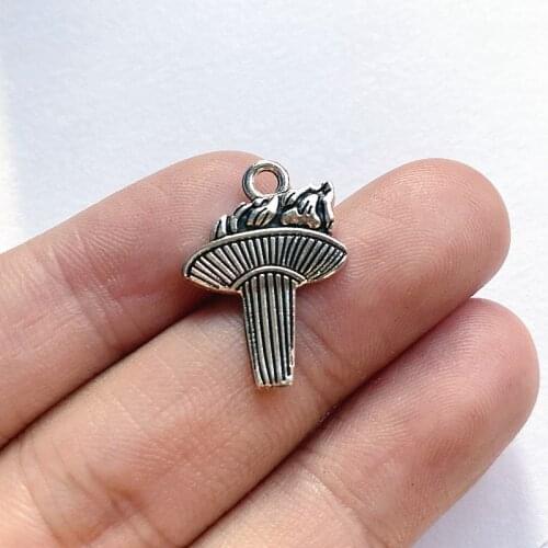 30pcs/lot Torch Charms Tibetan Silver Color Pendant Aesthetics Accessories Handmade Necklace Findings Jewelry Making Supplies