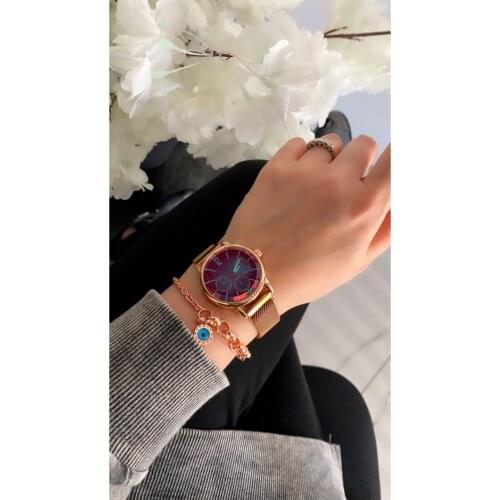 Womens Analog Welder Model Mesh Magnet Cord Wrist watch