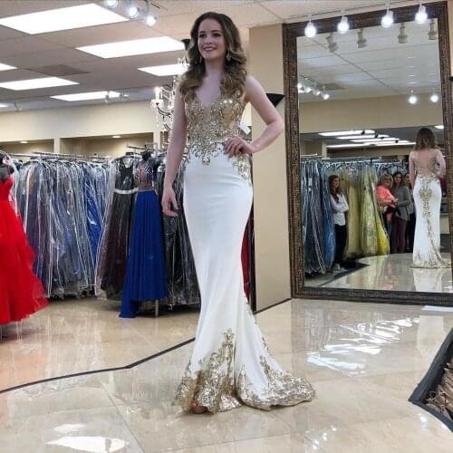 Lace Appliqued Backless Sheer Deep V Neck Sleeveless Sequined Evening Gowns Floor Length Formal Dress vestidos de novia