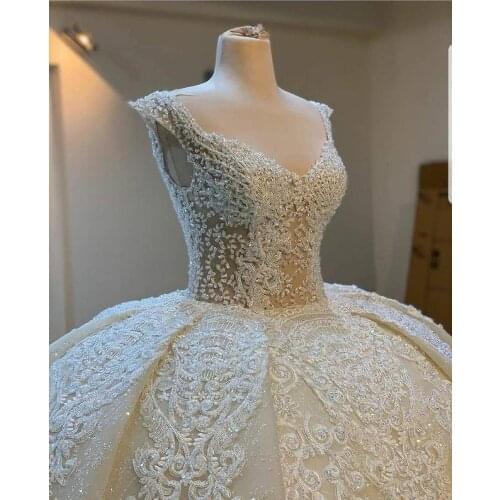 2021 Arabic Plus Size Luxurious Beaded Lace Wedding Dresses Spaghetti Ball Gown Bridal Dresses Vintage Wedding Gowns