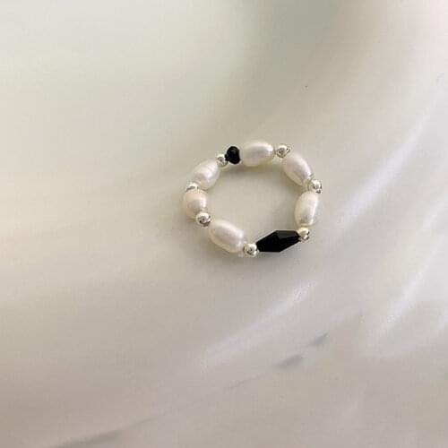 Vintage Black Crystal Bead Rings For Women Simple Freshwater Pearl Elastic Ring Party Gifts Bohemian Adjustable Jewelry