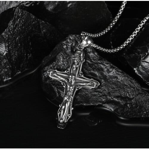 Mens Stainless Steel Cross Skull Necklace Personality Jesus Cross Men Chain Motorcycle Party Women Necklace Punk Cool Jewelry