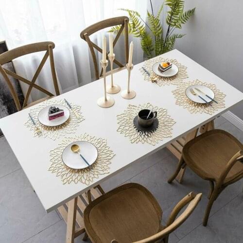 PVC Material Placemat Hollowed Gold Stamping Placemat Hibiscus Flowers Shape Unique Placemat for Home Decor Dining Table