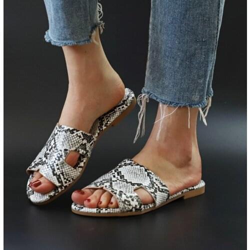 Summer PU Slippers Leopard Snake Print Shoes Casual Outdoor Slippers Slides Female Fashion Open Toe Ladies Shoes New Slippers