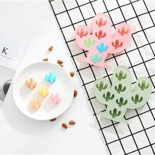 8 hole Cactus Tree Shape DIY Gypsum Perfume Silicone Mold Aromatherapy Wax Car Cake Baking Tool Concrete Kitchen brush Cookies