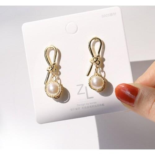 Sweet Girl Earrings Net Red Bow Tie Trendy Wild Xiaoqiao Pearl Earrings 2020 Fashion New Wild Earrings Women Hypoallergenic