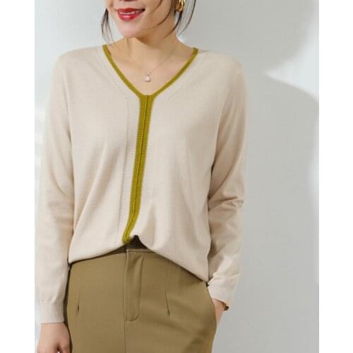 Fashion V-neck sweater women loose color matching knit short Korean version of the bottoming shirt 2021 spring and autumn new