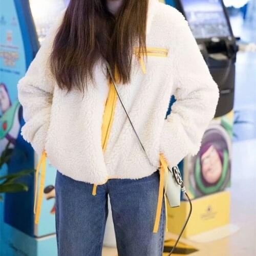 Women 2021 Fashion Lamb Wool Short Coat Womens Small Fragrant Style Lamb Velvet Thick Female Outerwear Chic Tops