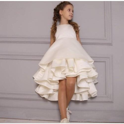 Adorable Hi Lo Flower Girl Dresses For Wedding 2019 Cap Sleeve Tiered Ruffles Satin Communion Dress Cheap vestidos de fiesta