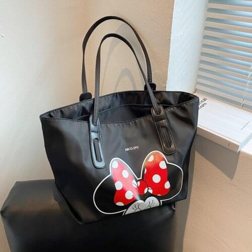 Disney Mickey Mouse ladies shoulder bag new 2021 cartoon cute printing portable shopping bag cartoon tote bag mommy bag