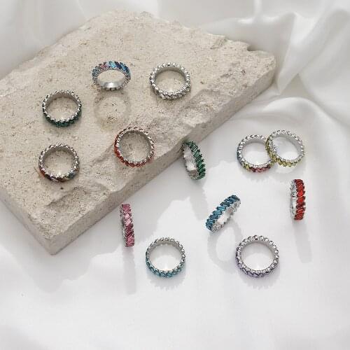 2020 Trend Colorful Rhinstone Gold Rings for Women Pitched Rainbow Crystal Zircon Mens Ring Wedding Party Jewelry for Women