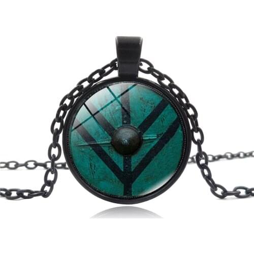 2020 New Arrived The Vikings Necklace The Shield of Lagertha Pendant Jewelry Cothic Glass Cabochon Necklace Pendant Amulet Gifts